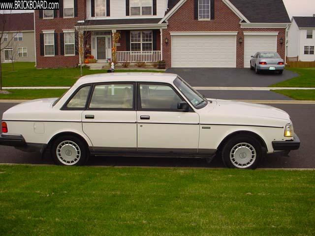 Volvo 200 -- Volvo 240