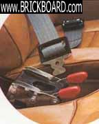 Volvo 1800 -- 1800 seatbelts