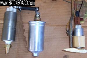 Volvo 200 -- 242 DL 2.1 Fuel Pumps & Filter