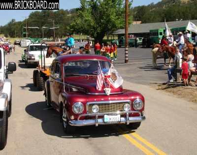 Volvo 444-544 -- PV544 Parade