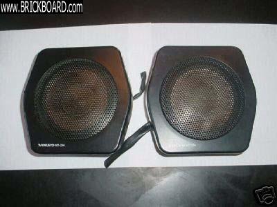 Volvo 200 -- speaker