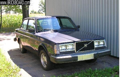 Volvo 200 -- 1982  240