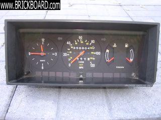 Volvo 200 -- Instrument cluster 92-93 K40168