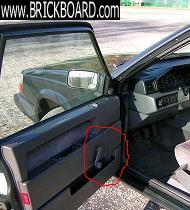 Volvo 900 -- Roll up the window by hand