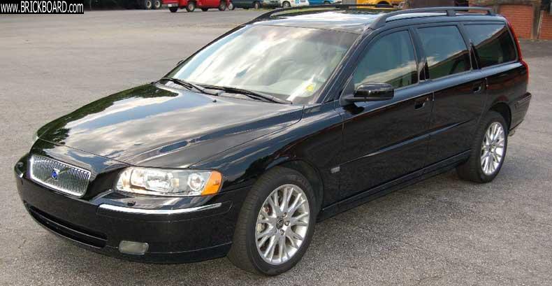 Volvo V70 -- 2005 Volvo V70 T5 M SR