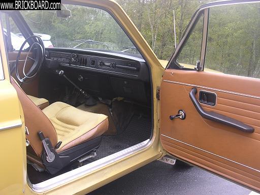 Volvo 140-160 -- interior