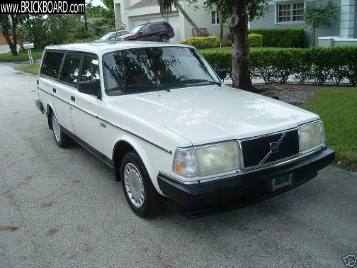 Volvo 200 -- 93 240 w/ 89K miles