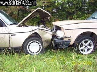 Volvo 200 -- 1986 and 1989/wrecked