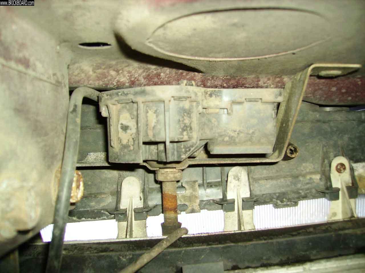 Volvo 700 -- 740 GLE 1989 ecode wiper motor