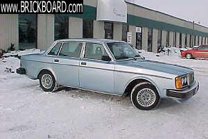 Volvo 200 -- Her name is Roxanne My First VOLVO