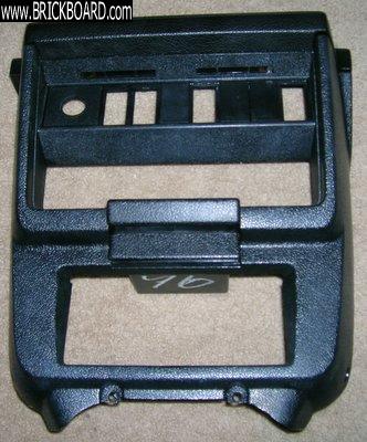 Volvo 200 -- Dash console - switch panel