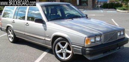 Volvo 700 -- 88 745 GLE