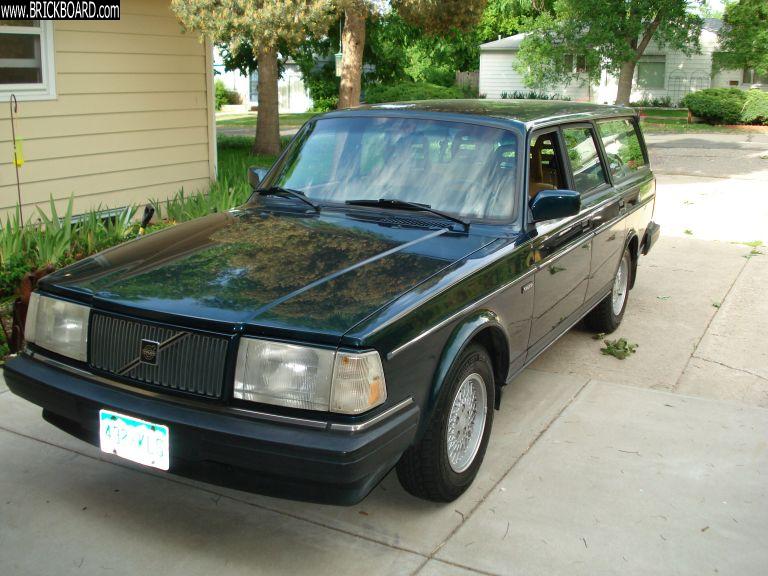 Volvo 200 -- Classic #93