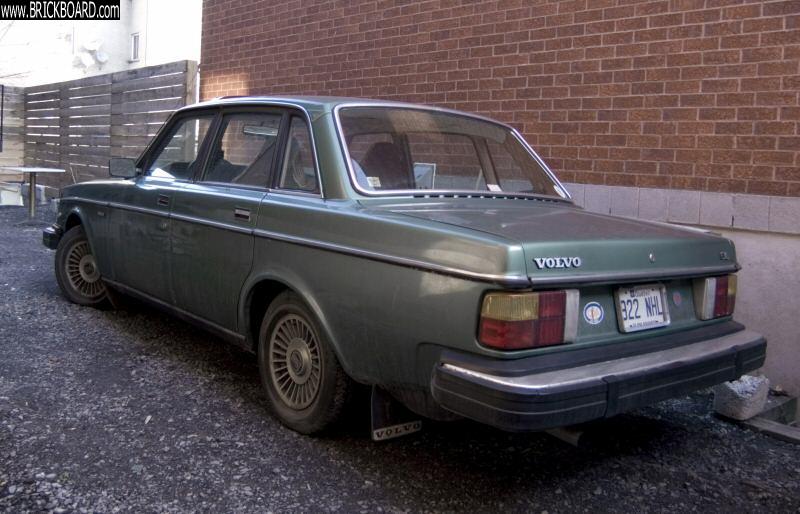 Volvo 200 -- Megatron