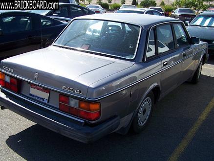 Volvo 200 -- 86 240 DL