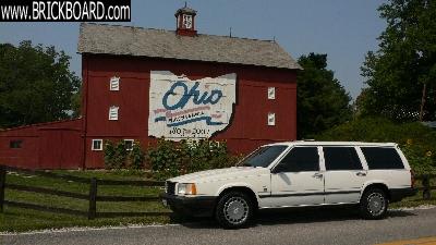 Volvo 700 -- 745GL Buckeye