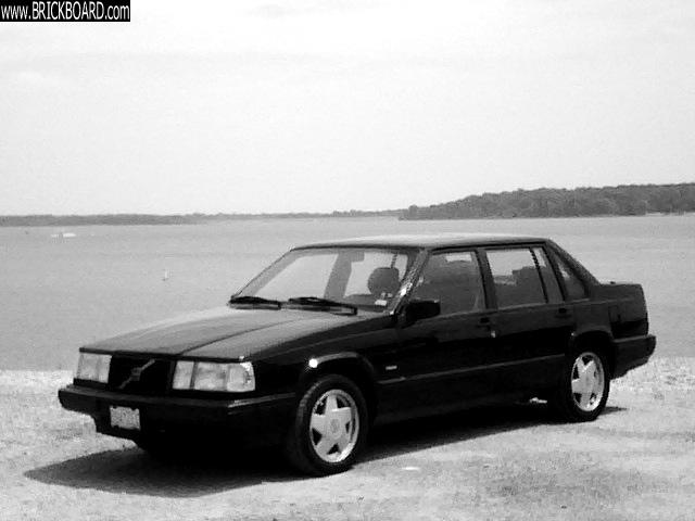 Volvo 900 -- The 940 Visits Carlyle Lake