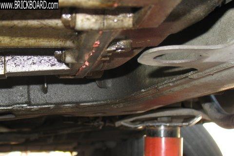 Volvo 850 -- Engine mounts OK--clearance to tranny