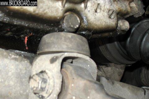 Volvo 850 -- Should the tranny be on this bumper?