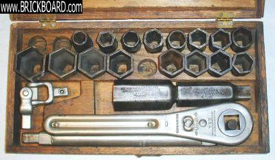 Volvo 200 -- Old socket sets