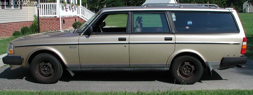 Volvo 200 -- Darrell942
