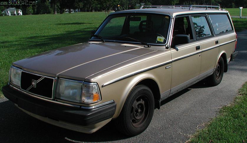 Volvo 200 -- Darrell942