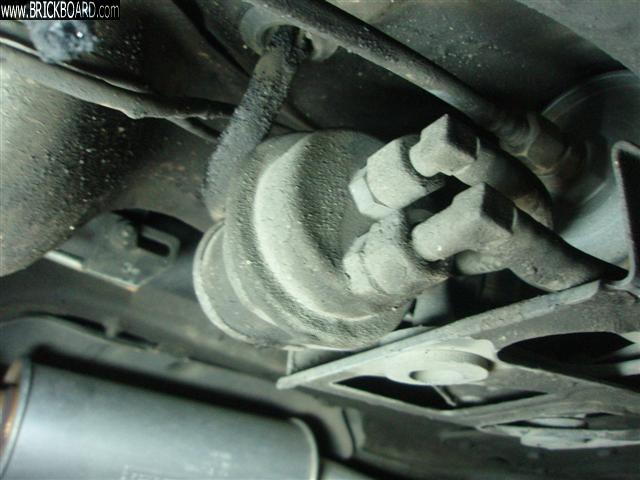 Volvo 700 -- K-jet fuel accumulator