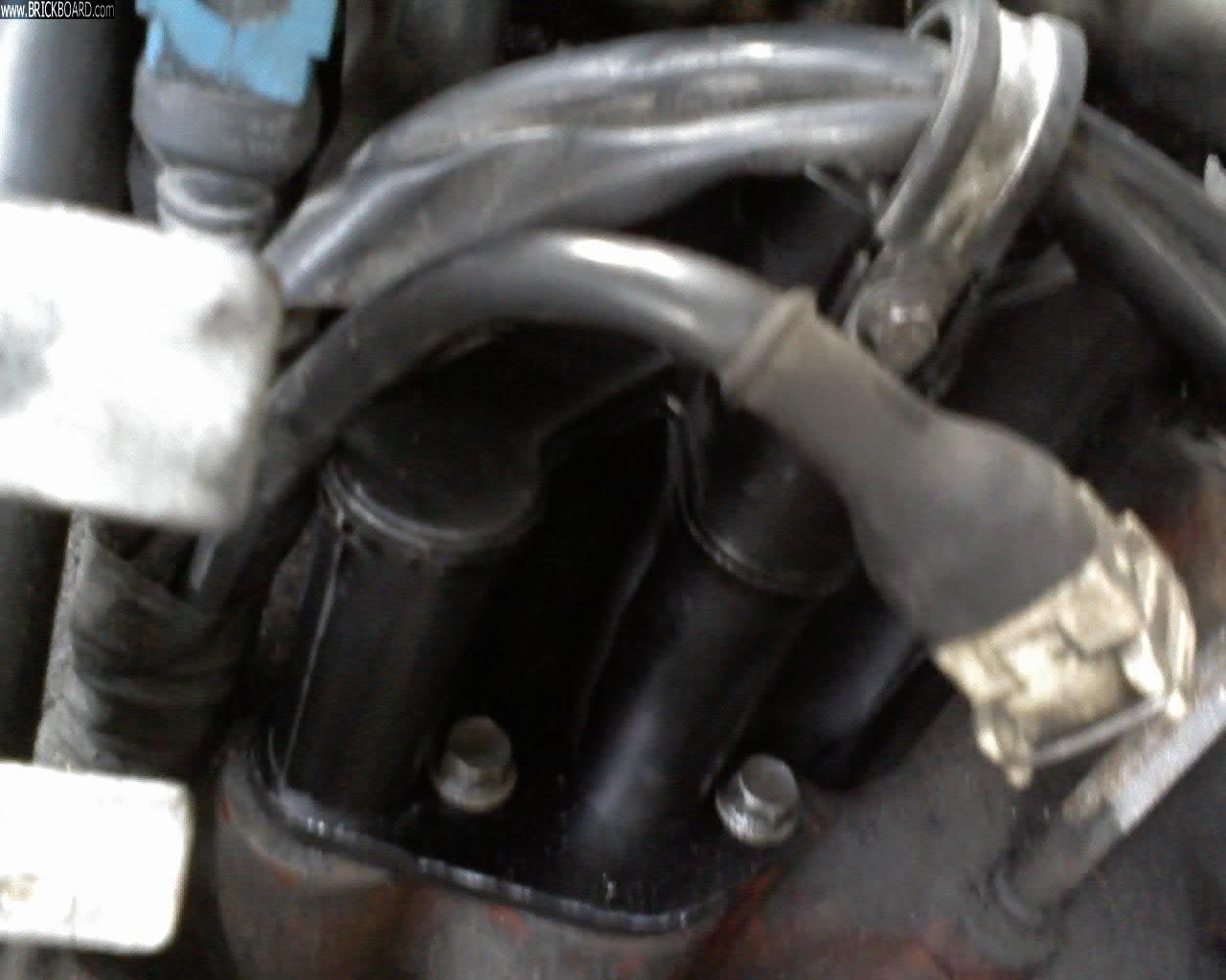 Volvo 700 -- Oil trap and mounting bolts
