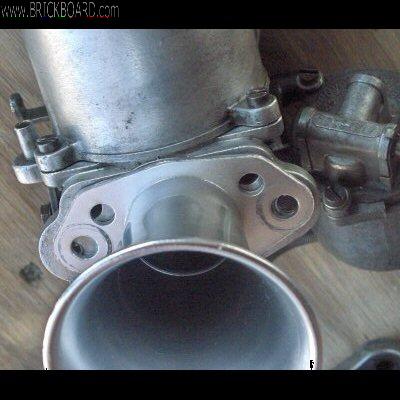 Volvo  -- Poor Fit for SU Air Horns on a 2-bolt HS6