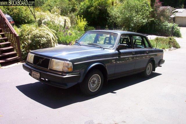 Volvo  -- 89 244DL