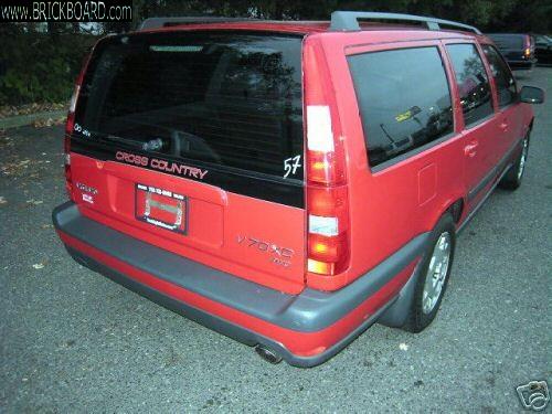 Volvo V70 -- A Rarity - My red Lion