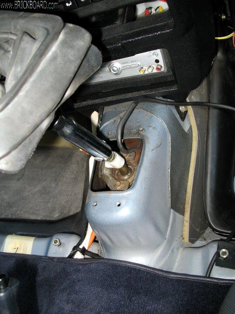 Volvo 200 -- What does this wire do part 1