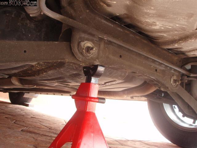 Volvo S40-V40 -- V40 jack point