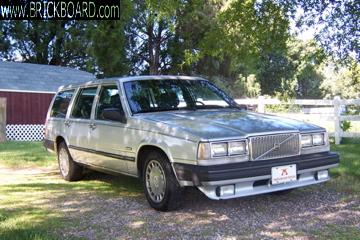 Volvo 700 -- VOLVO 745GL