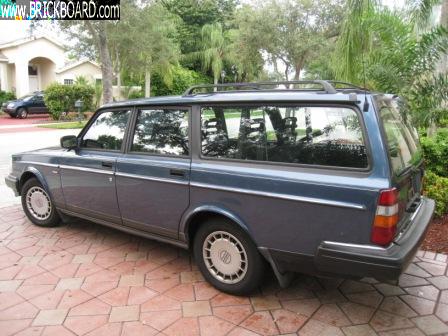 Volvo  -- 1993 Volvo 240
