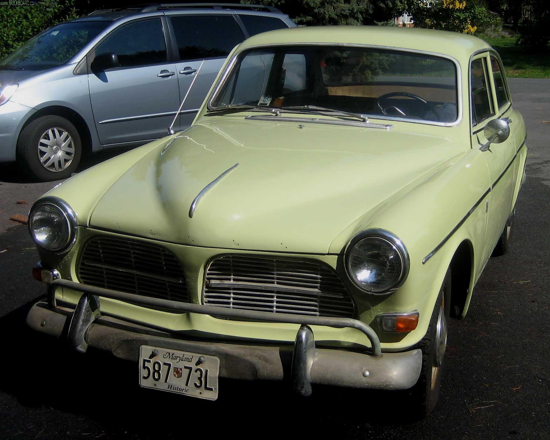 Volvo 120-130 -- 122S 1967 front right