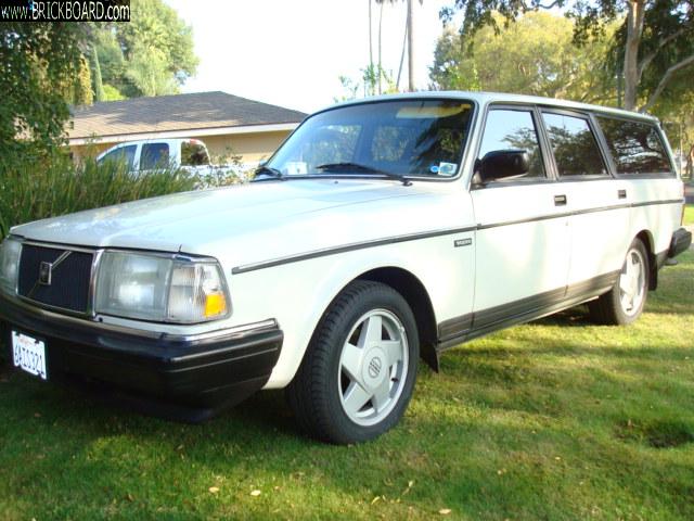Volvo 200 -- 1990 240 WAGON
