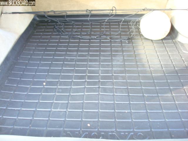 Volvo 200 -- RARE OEM CARGO MAT