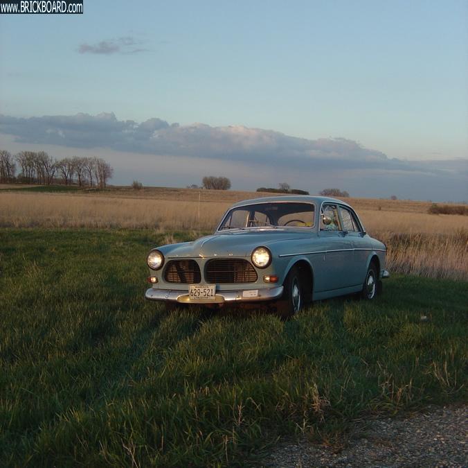 Volvo 120-130 -- 1966 122S