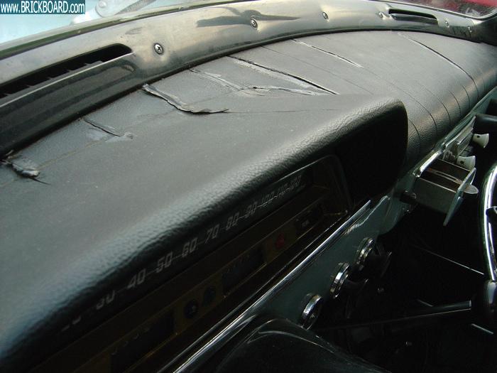 Volvo  -- 122S