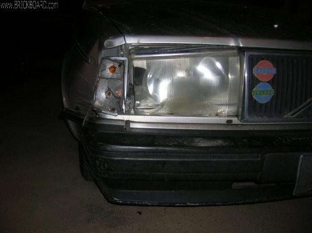 Volvo 200 -- 1989 Volvo 240/ car ran red light turned in front of me and I hit