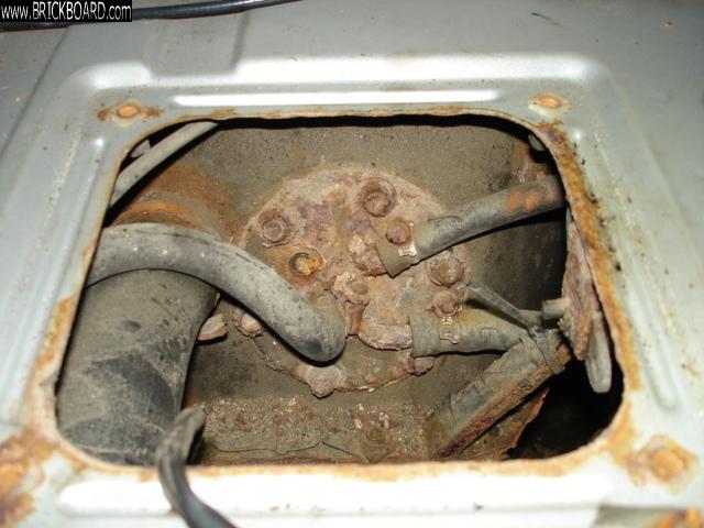 Volvo 700 -- In-tank pump ain't comin' out