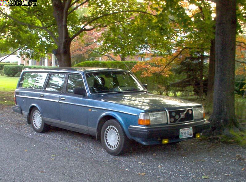 Volvo  -- 87 in Sunny Trees