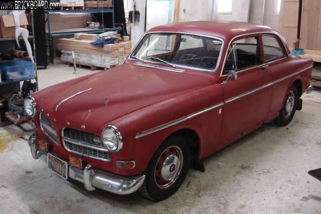 Volvo 120-130 -- great patina on his car...