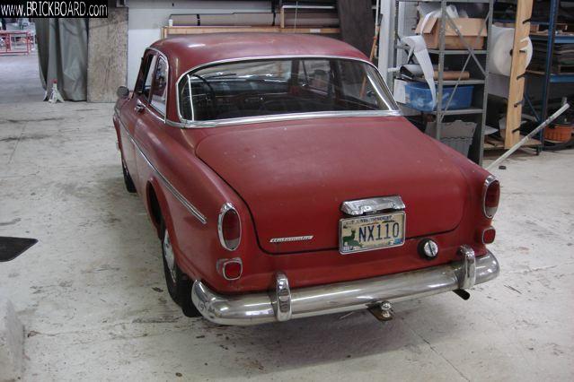 Volvo 120-130 -- rear of 122..