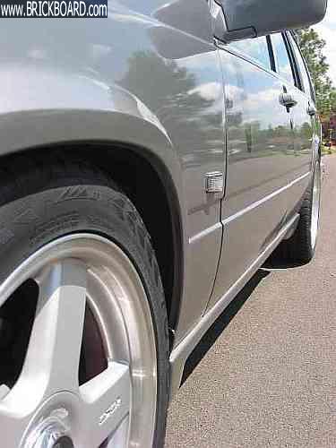 Volvo 700 -- 745 v8