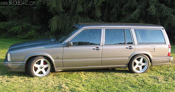 Volvo 700 -- 1985 745 V8