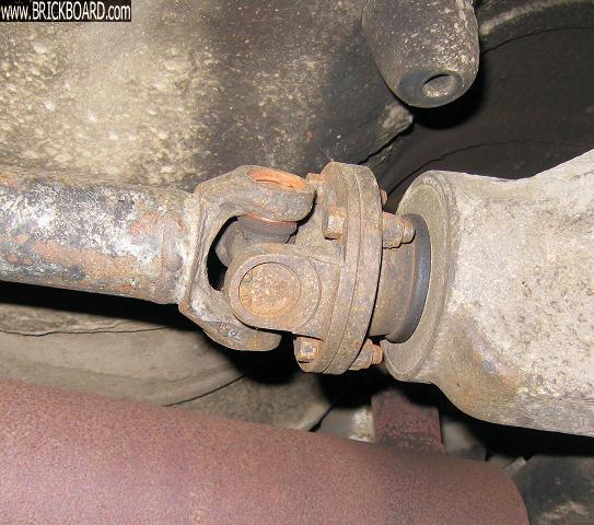 Volvo 140-160 -- Flange on my 69 145