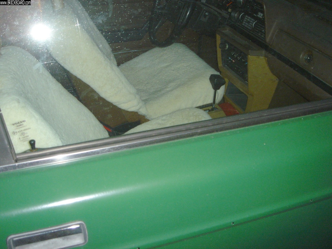 Volvo 200 -- 200 Series Window Scraper