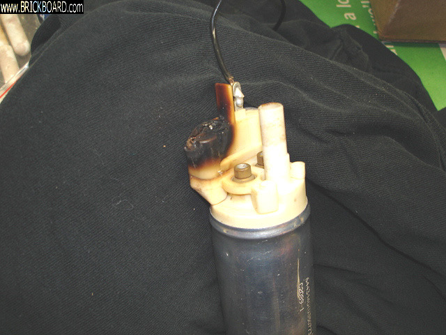 Volvo 700 -- Fried in-tank fuel pump